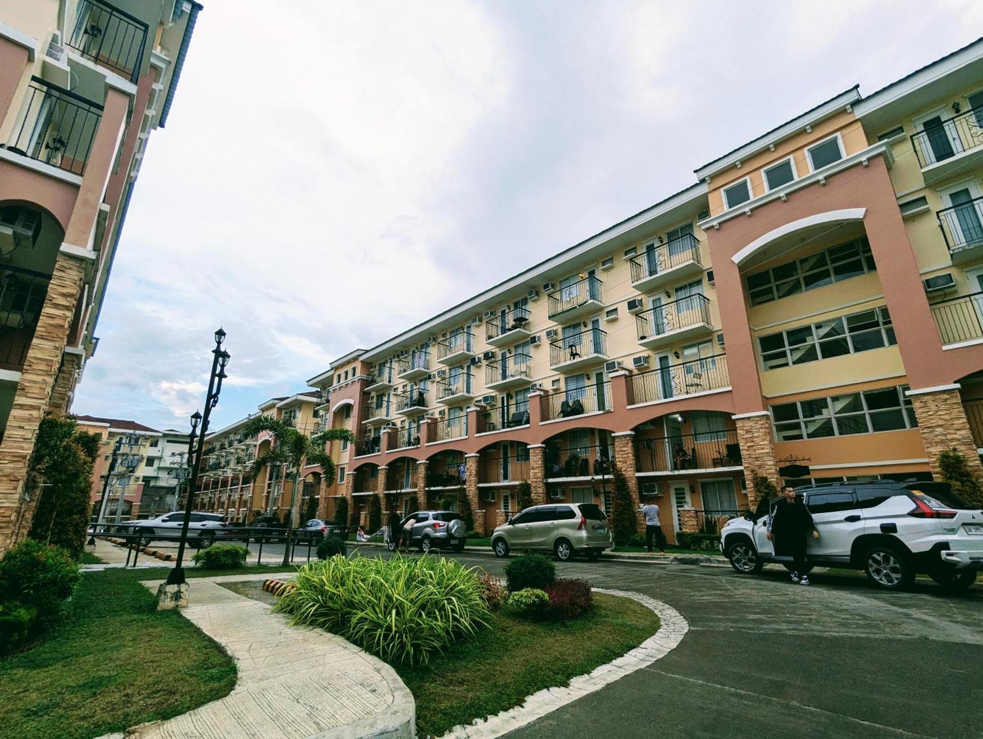Reicondotel Arezzo Davao Zewnętrze zdjęcie